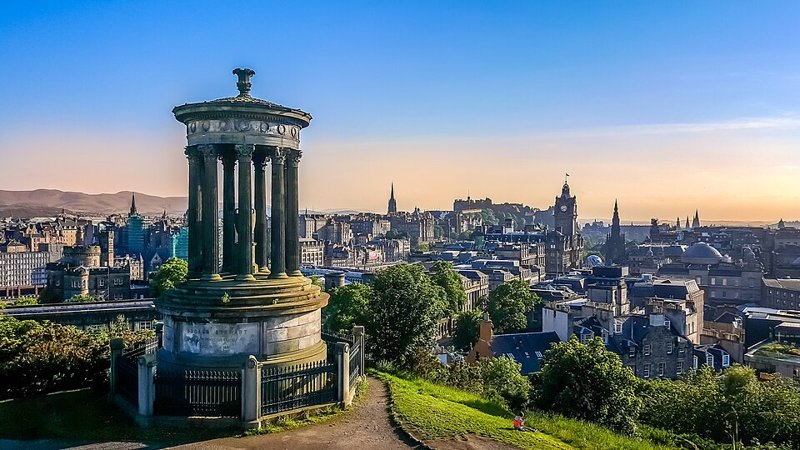 Edinburgh — local landmark view